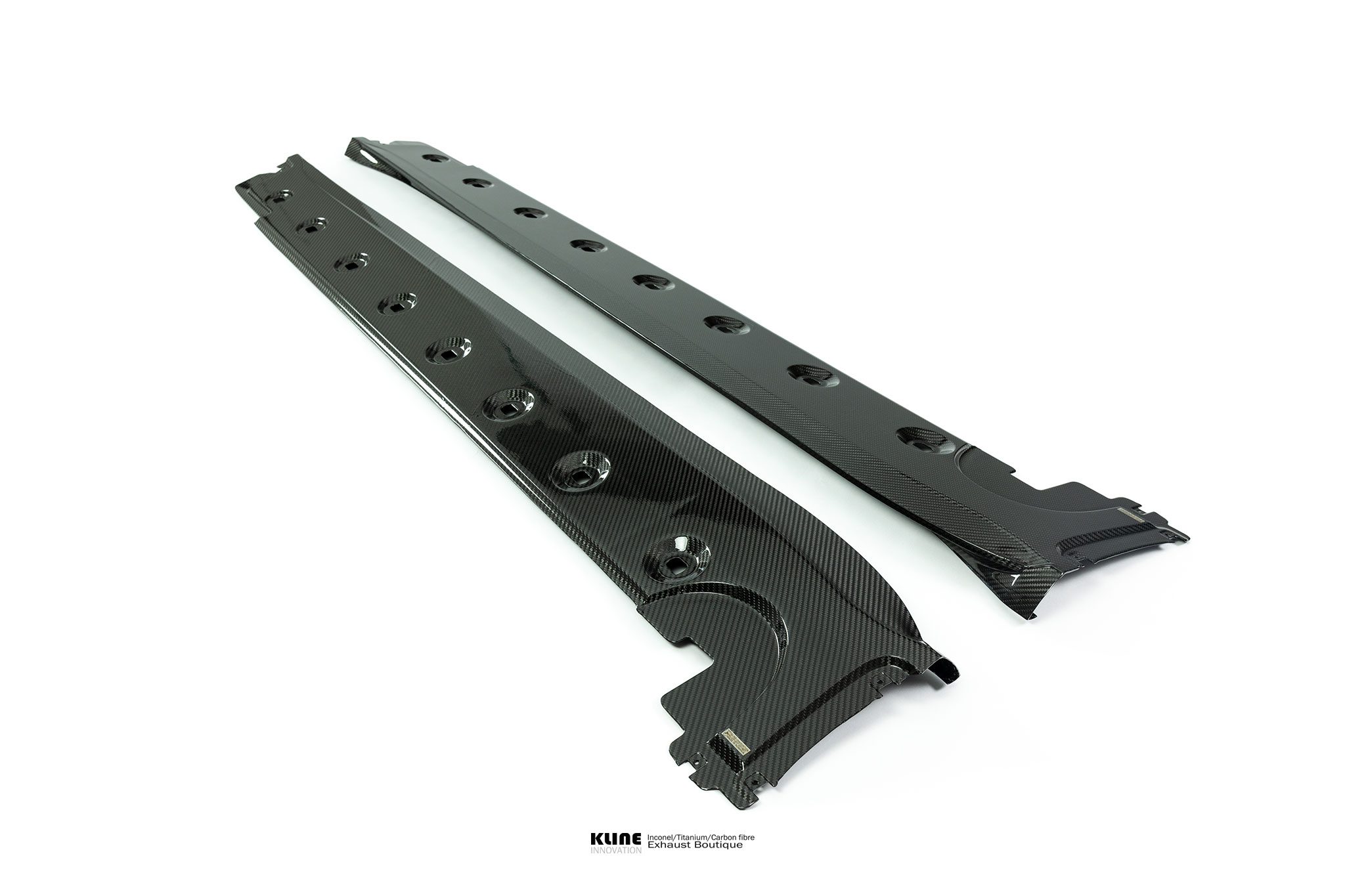 Porsche 992 GT3 2x2 twill carbon fiber side skirts Porsche 992 GT3 2x2 twill carbon fiber side skirts